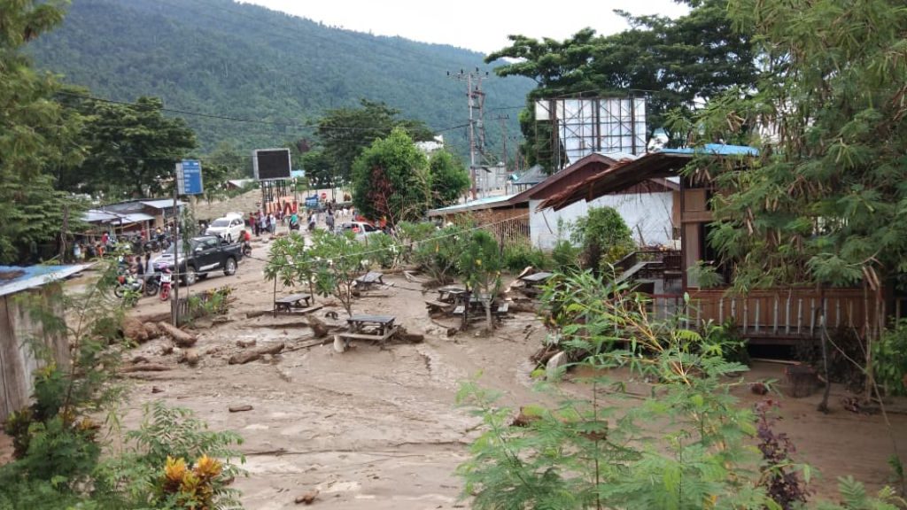 Banjir Mulai Surut, Warga Kota Wasior Mulai Kembali Rumah  Jagat Papua