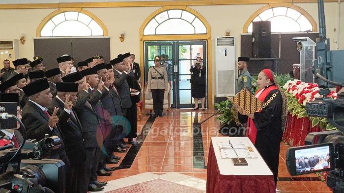 Berlinda Mayor Resmi Melantik 38 Anggota DPRD Manokwari Periode 2024-2029, Ini Nama-Namanya